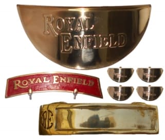 BRASS FRONT MUDGUARD PLATE RED WITH HEADLIGHT CAP, INDICATOR CAP